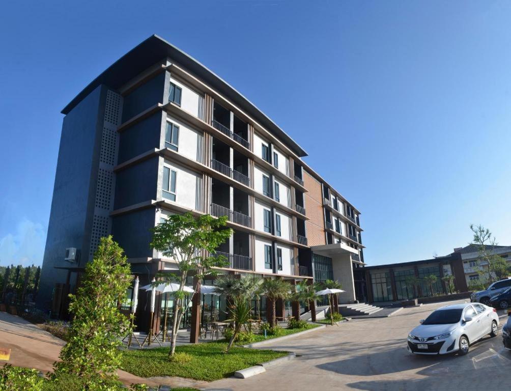 Boondara Boutique Hotel Nakhon Phanom Dış mekan fotoğraf